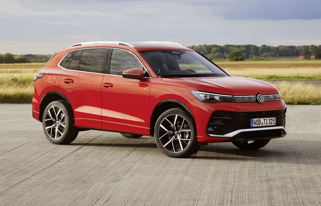 Volkswagen Tiguan R Line Set To Launch On14th April, Bookings Open!