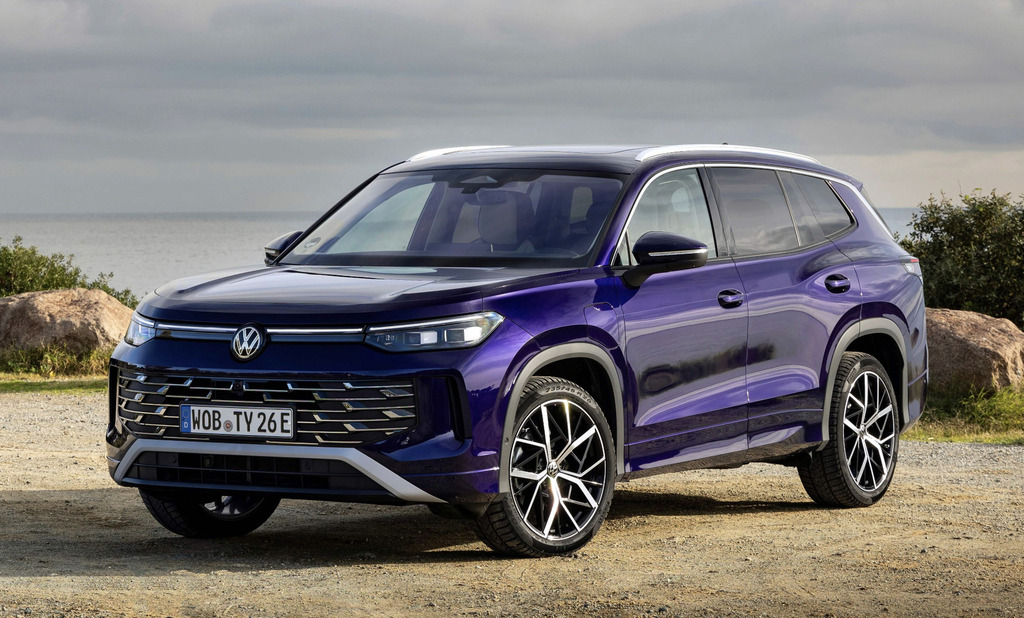 Volkswagen Tayron Teased: What to Expect from the 7-Seat SUV?